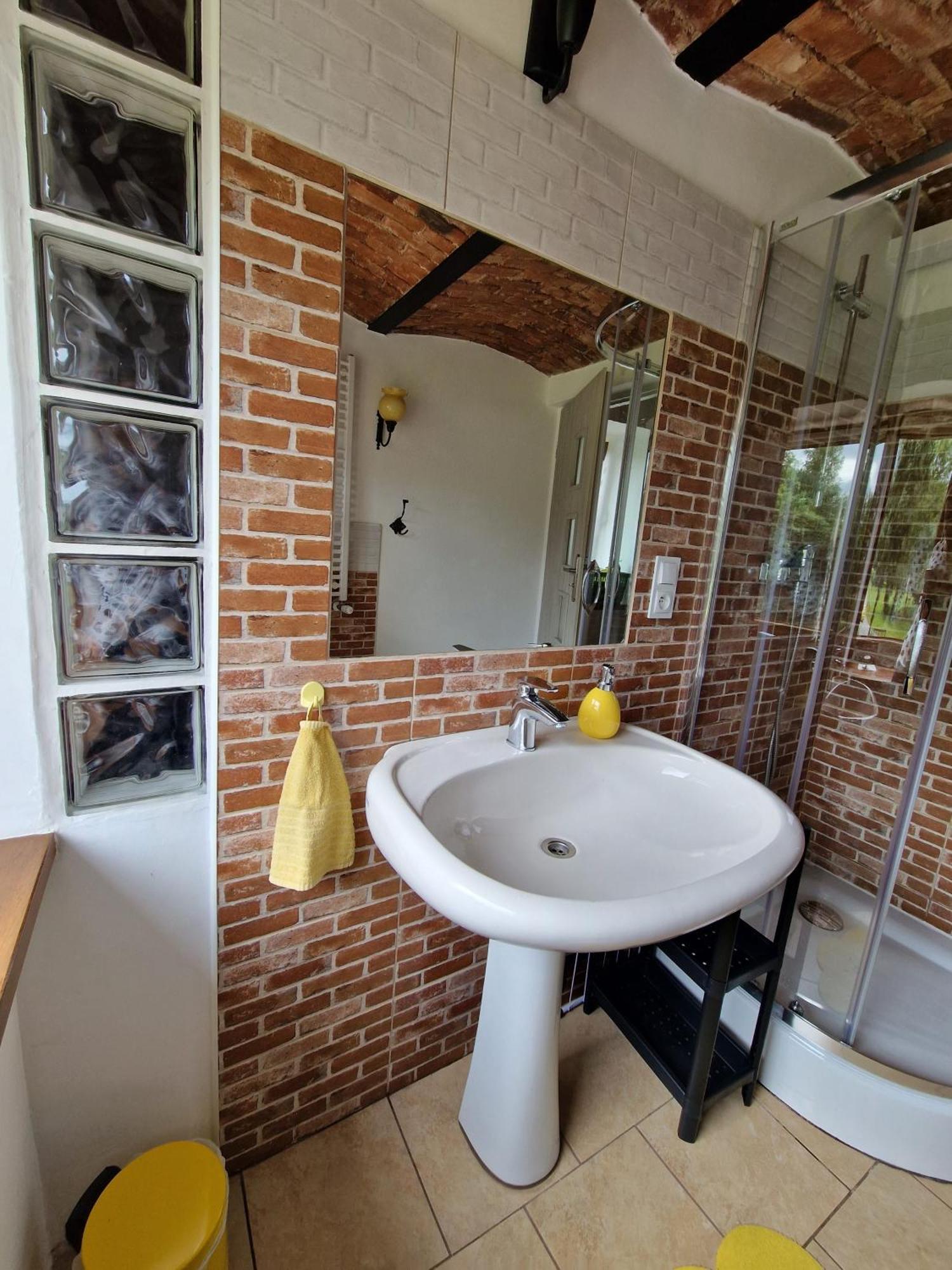 Stara Kuznia Radkow Hotel ภายนอก รูปภาพ